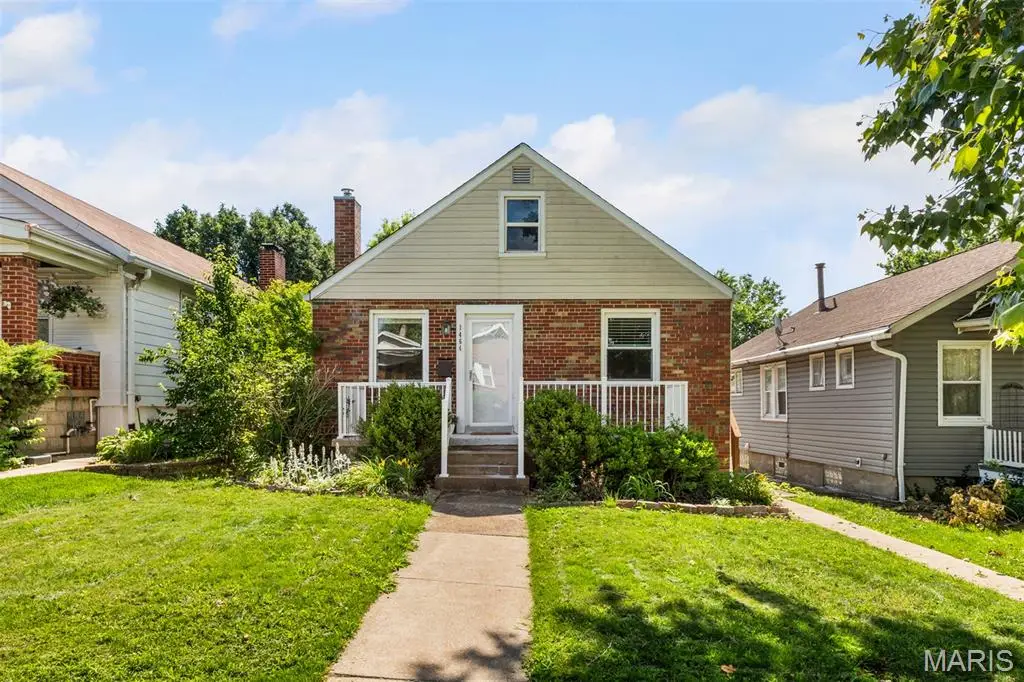 1464 Graham Street, Saint Louis, MO 63139 - #1