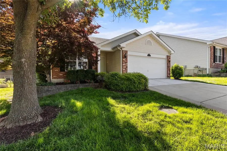 10140 Shapfield Lane, Affton, MO 63123 - #2
