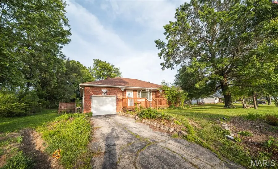 300 N Alvarado Avenue, Belle, MO 65013 - #2