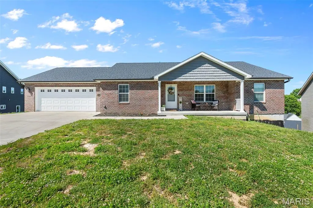 3586 Mill View Xing, Cape Girardeau, MO 63701 - #1