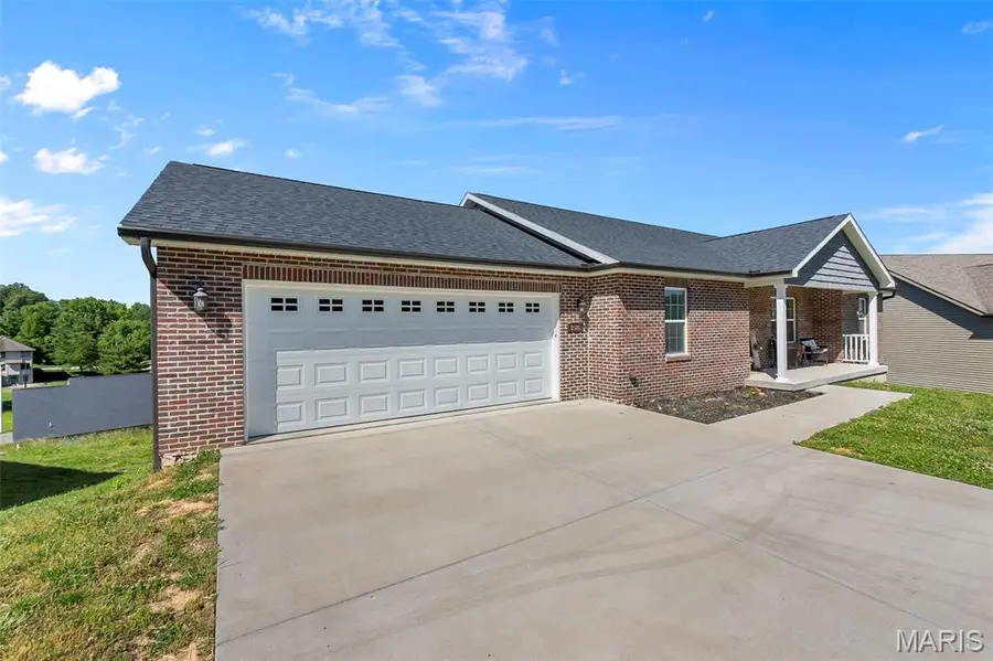 3586 Mill View Xing, Cape Girardeau, MO 63701 - #2