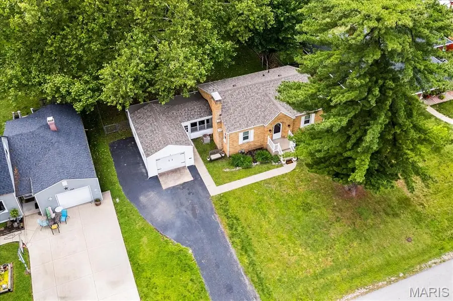 207 Edward Street, Ofallon, IL 62269 - #3