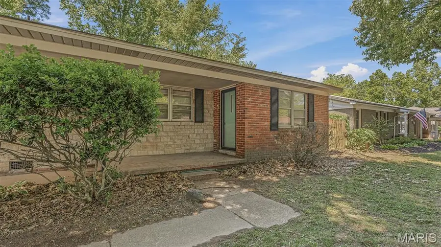 301 E Linden Circle, Kennett, MO 63857 - #2