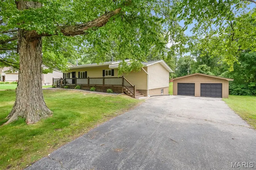 4625 Old Caseyville Road, Belleville, IL 62223 - #2