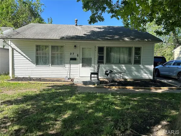 37 Louise Lane, Cahokia, IL 62206