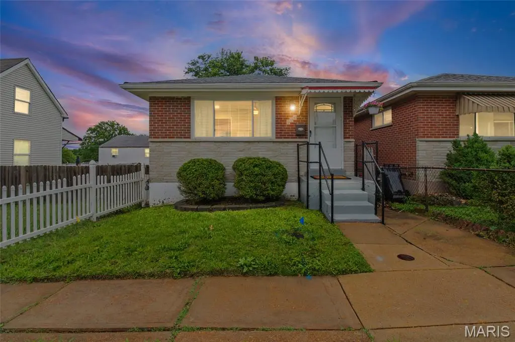 904 Erskine Avenue, Lemay, MO 63125 - #1