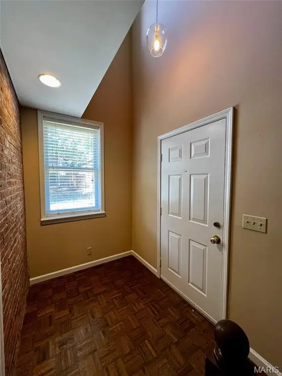 2204 Menard Street, Saint Louis, MO 63104 - #2