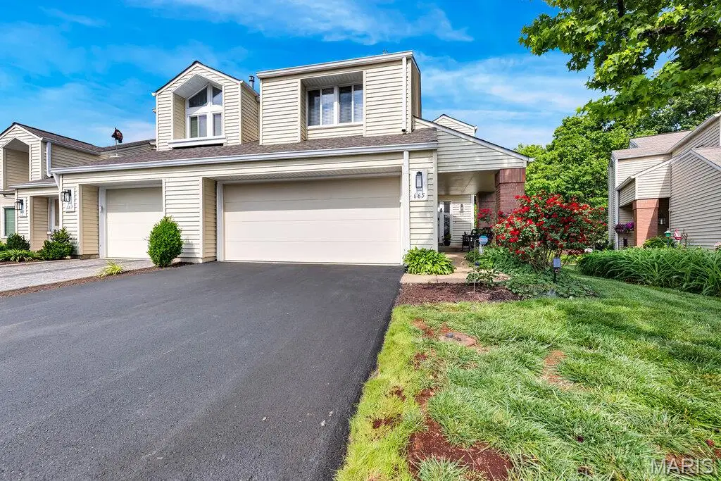 665 Highview Circle Drive, Ballwin, MO 63021 - #1