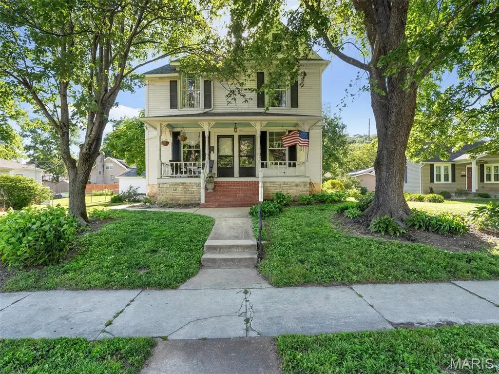 411 N Columbus Street, Pacific, MO 63069 - #1