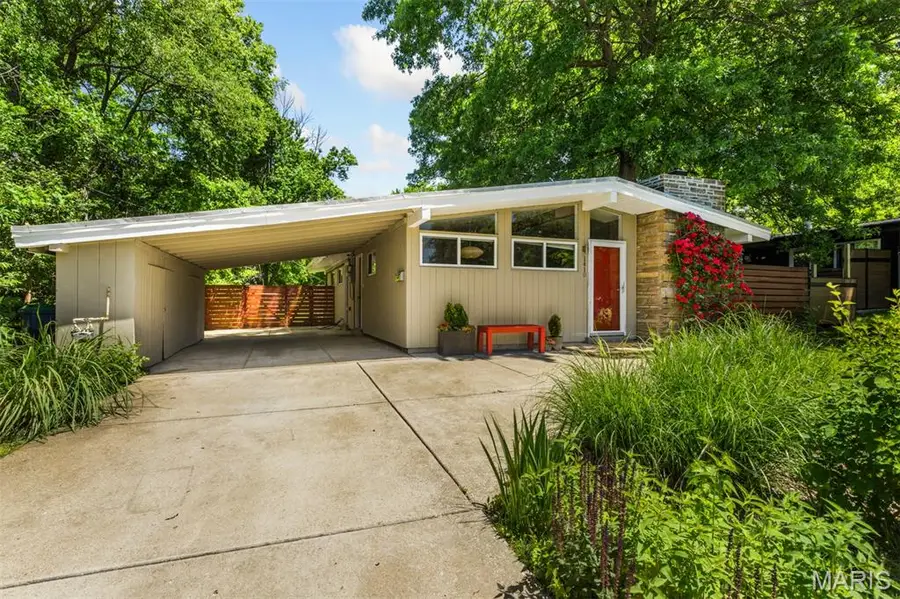 1410 Fournier Drive, Saint Louis, MO 63126 - #2