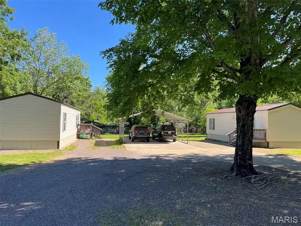 722 East Daniels St, Piedmont, MO 63957