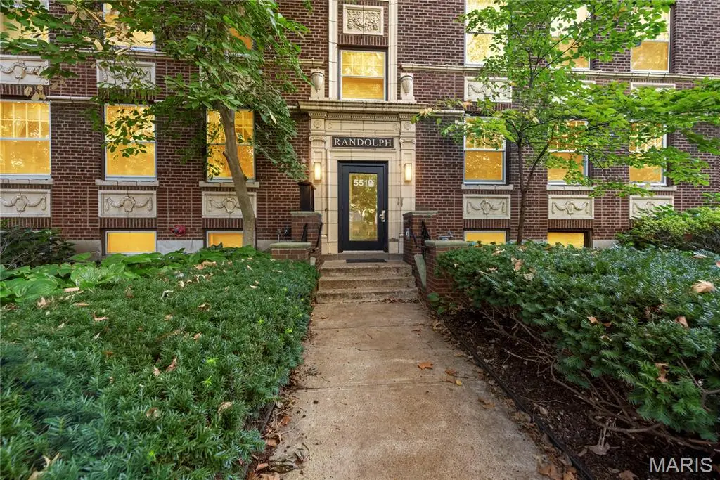 5510 Waterman Boulevard #202, Saint Louis, MO 63112 - #1