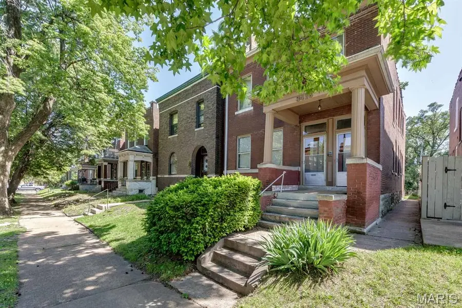 3416 Utah Street, Saint Louis, MO 63118 - #2