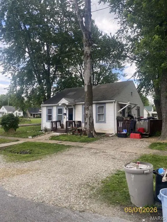 110 W Woodlawn Street, Vandalia, MO 63382