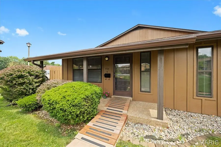 404 Whitehall Court, Belleville, IL 62223 - #2