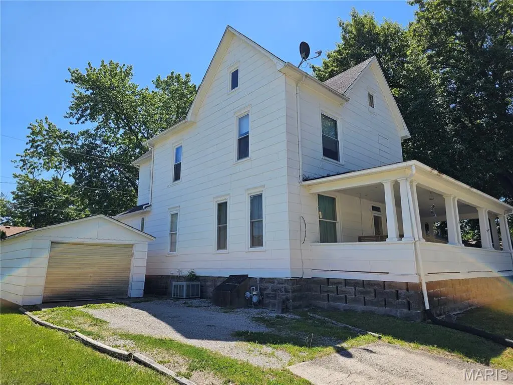 422 N Borders Avenue, Marissa, IL 62257 - #1