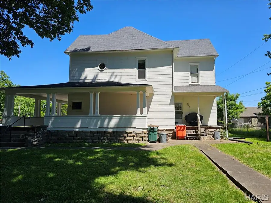 422 N Borders Avenue, Marissa, IL 62257 - #3