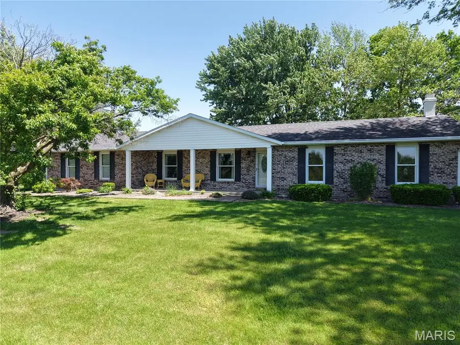 12596 New London Gravel Rd, New London, MO 63459 - #2