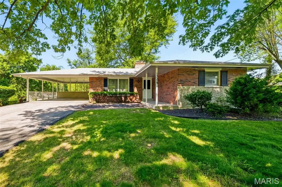 13579 Old Jamestown Road, Black Jack, MO 63033 - #2