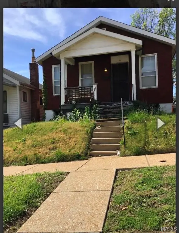 1040 Sells Avenue, St Louis, MO 63147