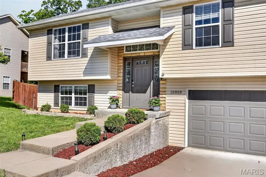 15859 Tundra Street, Saint Robert, MO 65584 - #3