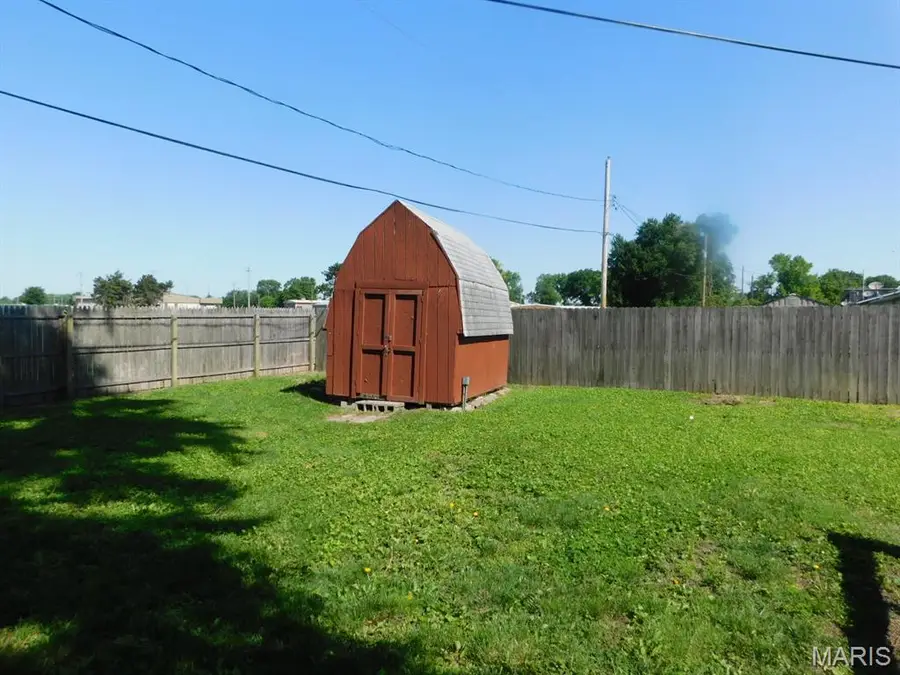 96 Briarhaven Drive, Granite City, IL 62040 - #3