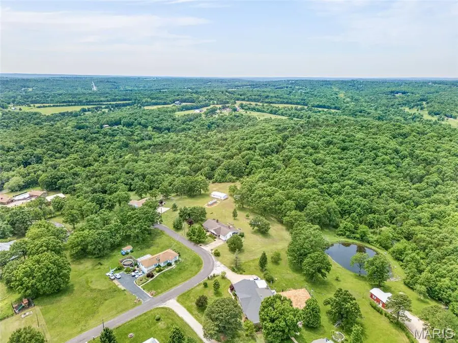 1444 Yellow Rock, De Soto, MO 63020 - #3