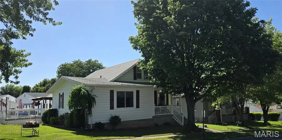 209 Knapp Avenue, Chester, IL 62233 - #2