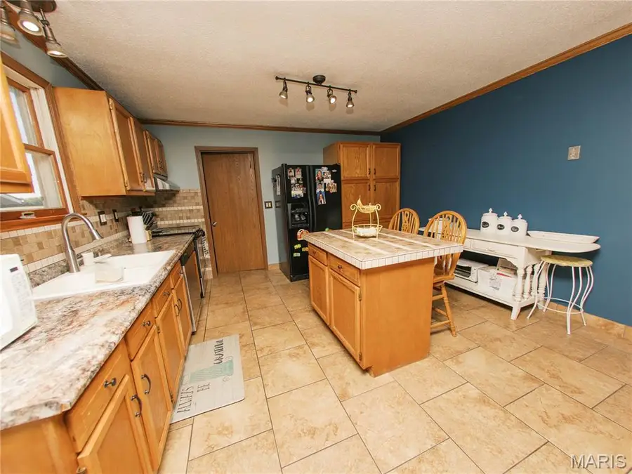 1768 Southridge Lane, Owensville, MO 65066 - #3
