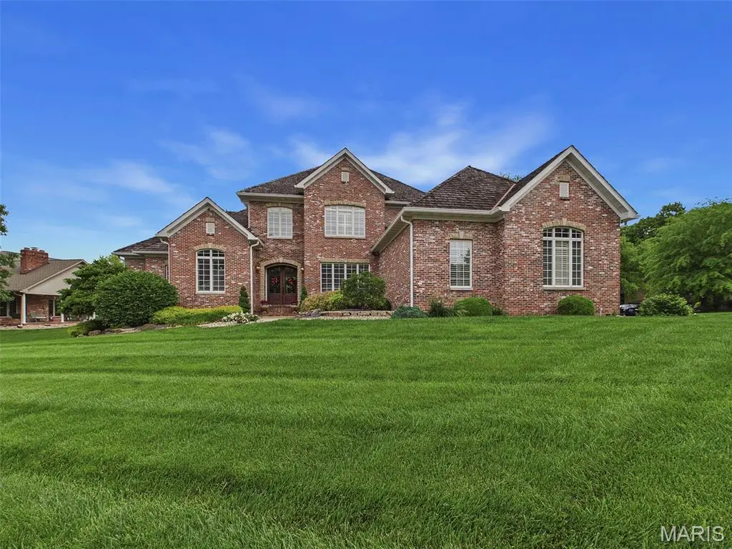 9 Dunbridge Court, Glen Carbon, IL 62034 - #1