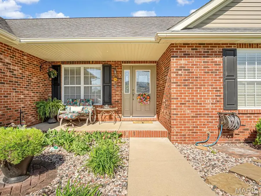 4020 Autumn Oak Drive, Smithton, IL 62285 - #2
