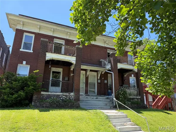 208 Bellerive Boulevard, St Louis, MO 63111