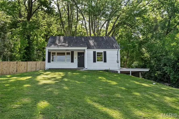 21 S Dellwood Avenue, St Louis, MO 63135