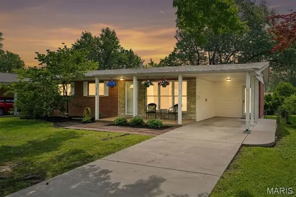 310 Paul Avenue, Florissant, MO 63031