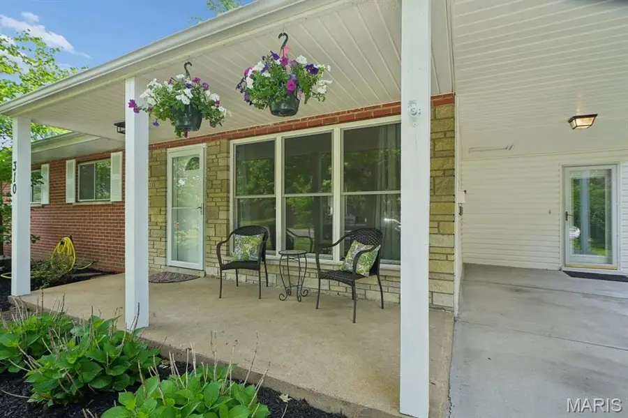 310 Paul Avenue, Florissant, MO 63031 - #2