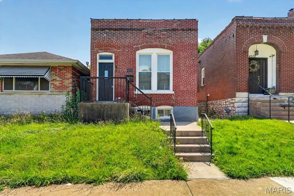 4534 Minnesota Avenue, Saint Louis, MO 63111 - #1