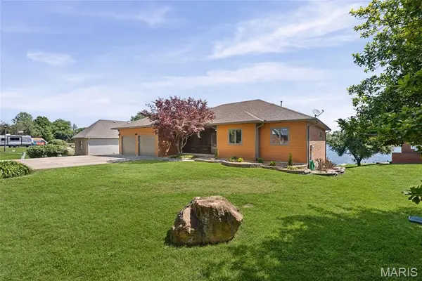 672 Monaco Drive, Edwardsville, IL 62025