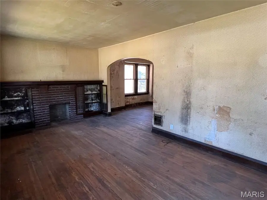 5414 S Kingshighway Boulevard, Saint Louis, MO 63109 - #3