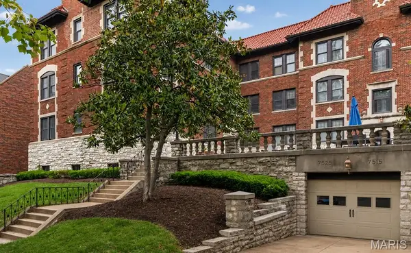 7525 Buckingham Drive #1N, St Louis, MO 63105