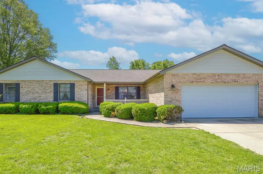 230 Winterberry Drive, Belleville, IL 62220 - #3
