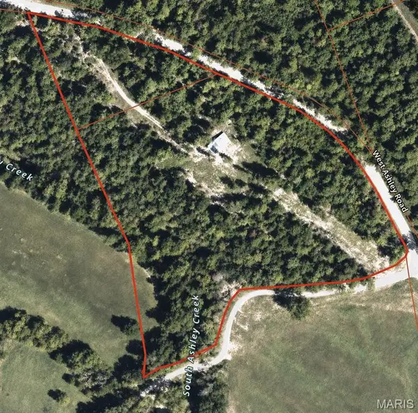 21932 W Ashley Road, Raymondville, MO 65555