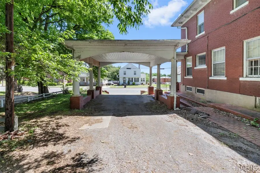 325 N Sprigg Street, Cape Girardeau, MO 63701 - #3