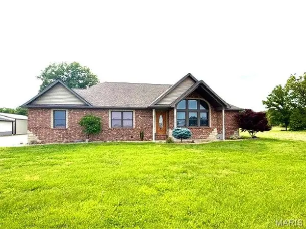 7045 Brickyard Road, Mascoutah, IL 62258