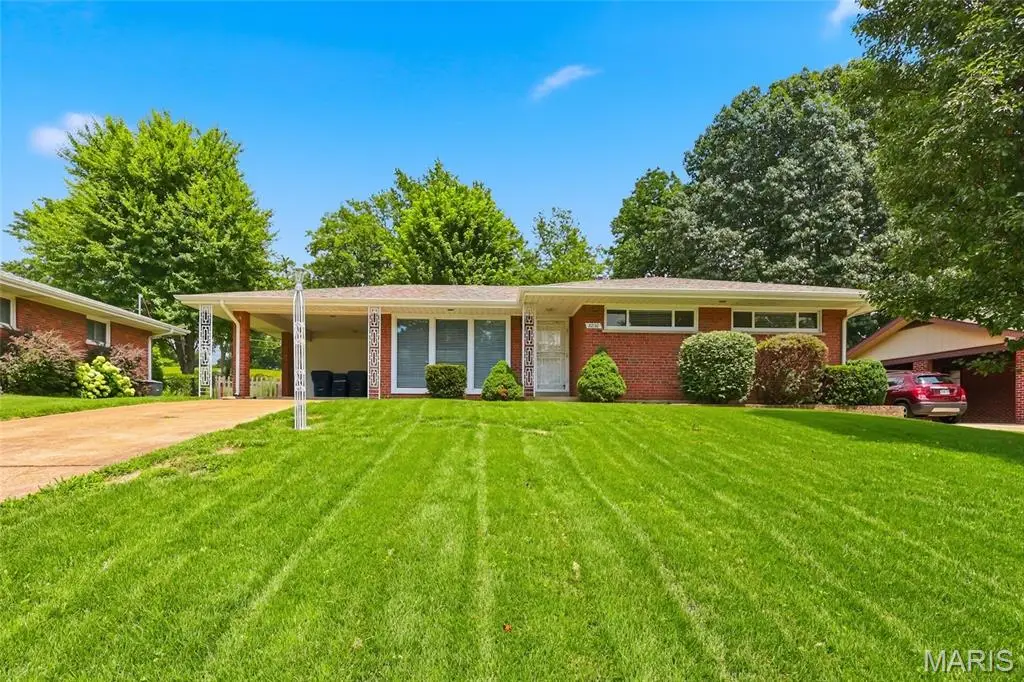 8830 Red Oak Drive, Crestwood, MO 63126 - #1