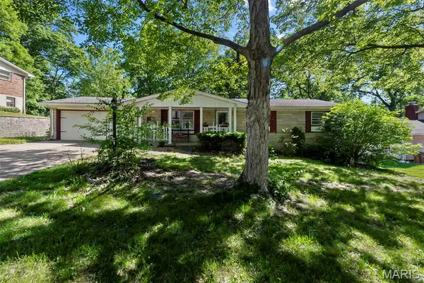 1960 Briarwood Drive, Cape Girardeau, MO 63701