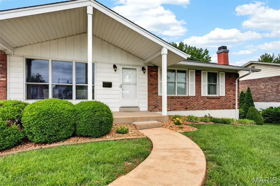 1017 Reavis Barracks Road, Saint Louis, MO 63125 - #2