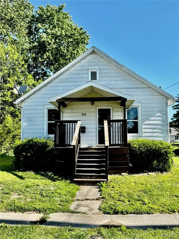 533 W Harris Avenue, Greenville, IL 62246 - #1