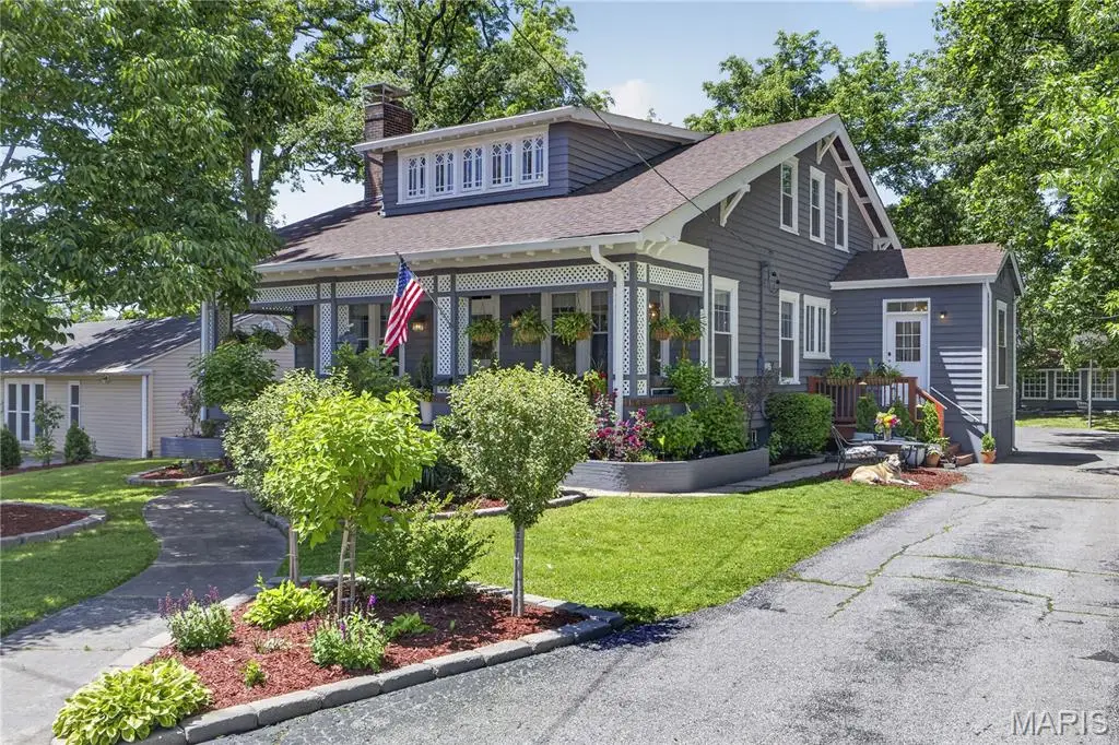 9445 Big Bend Boulevard, Webster Groves, MO 63119 - #1