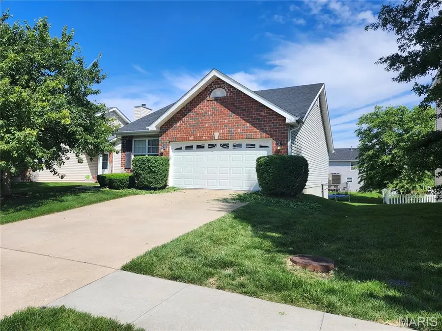 127 Granite Way, Wentzville, MO 63385 - #2