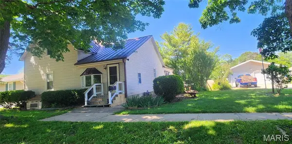 1016 Bland Street, Canton, MO 63435
